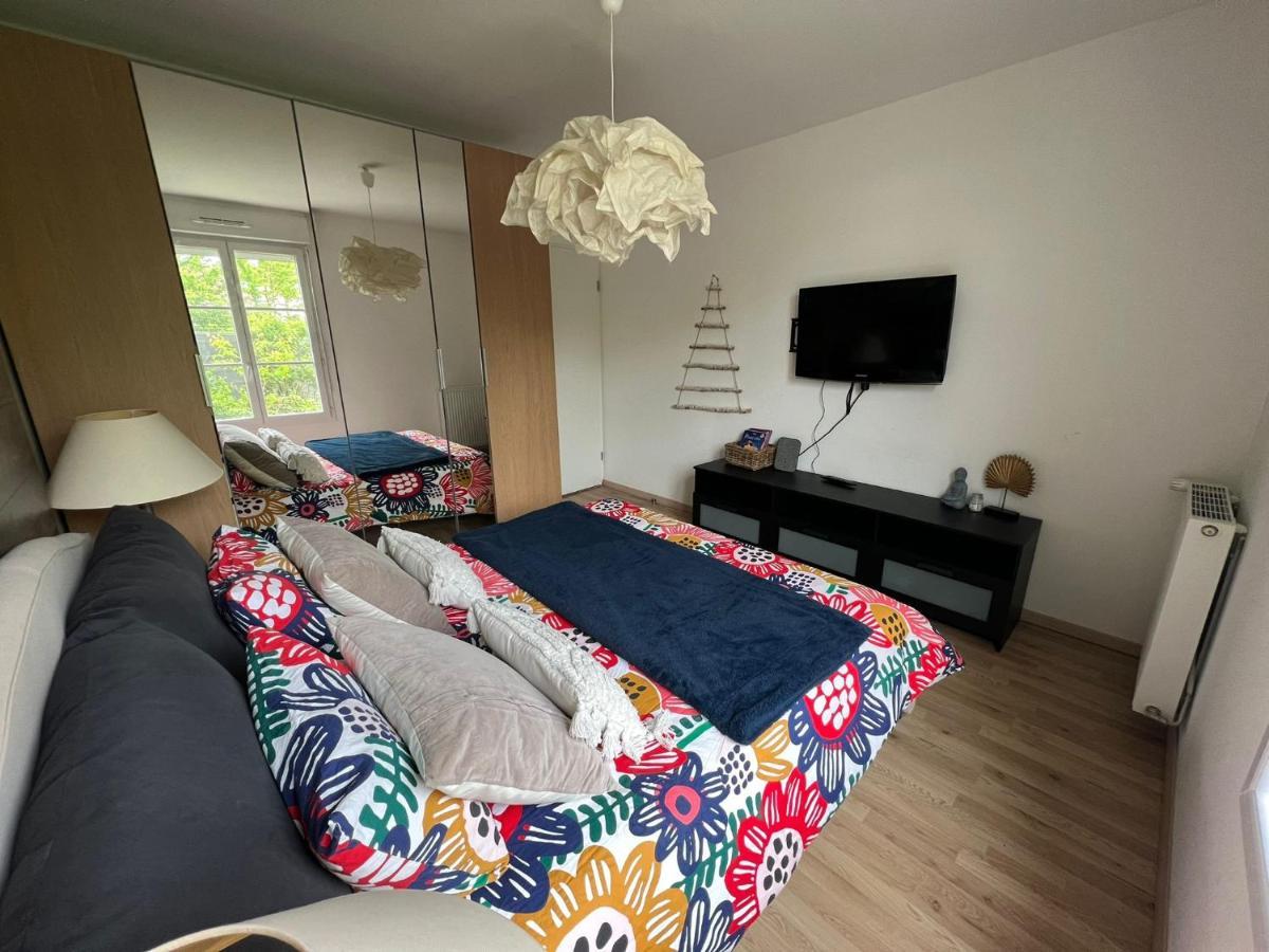 Logement Exceptionnel Avec Jardin Proche Disney Apartment Монтеврен Екстериор снимка