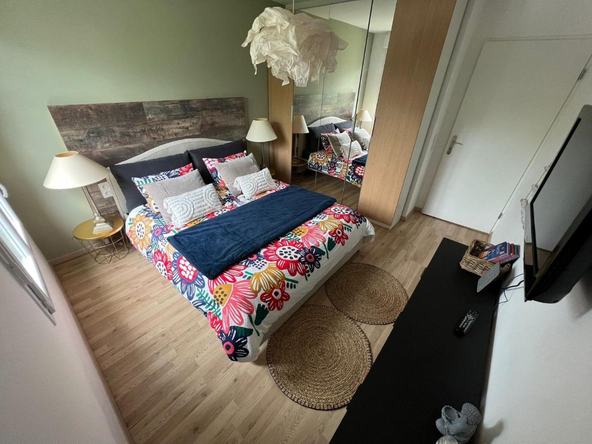 Logement Exceptionnel Avec Jardin Proche Disney Apartment Монтеврен Екстериор снимка
